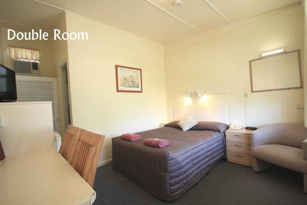 Hi Way Motor Inn Yass Zewnętrze zdjęcie